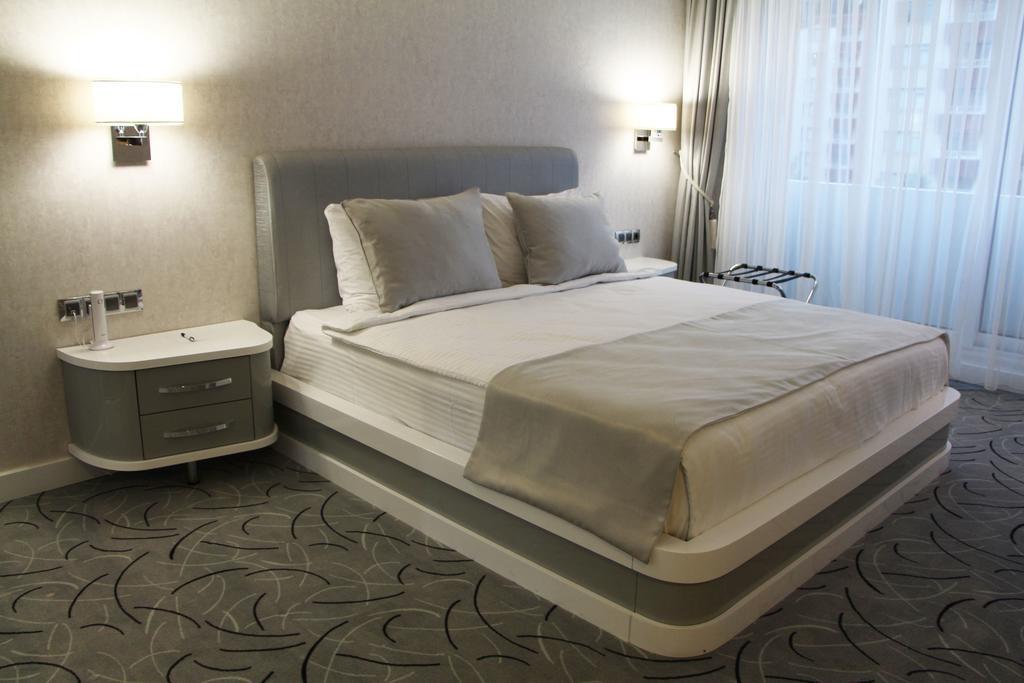 White Line Boutique Hotel エラズー 部屋 写真
