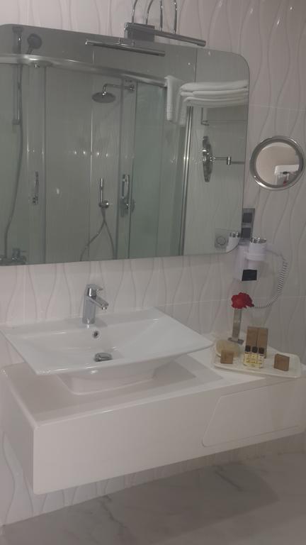 White Line Boutique Hotel エラズー 部屋 写真